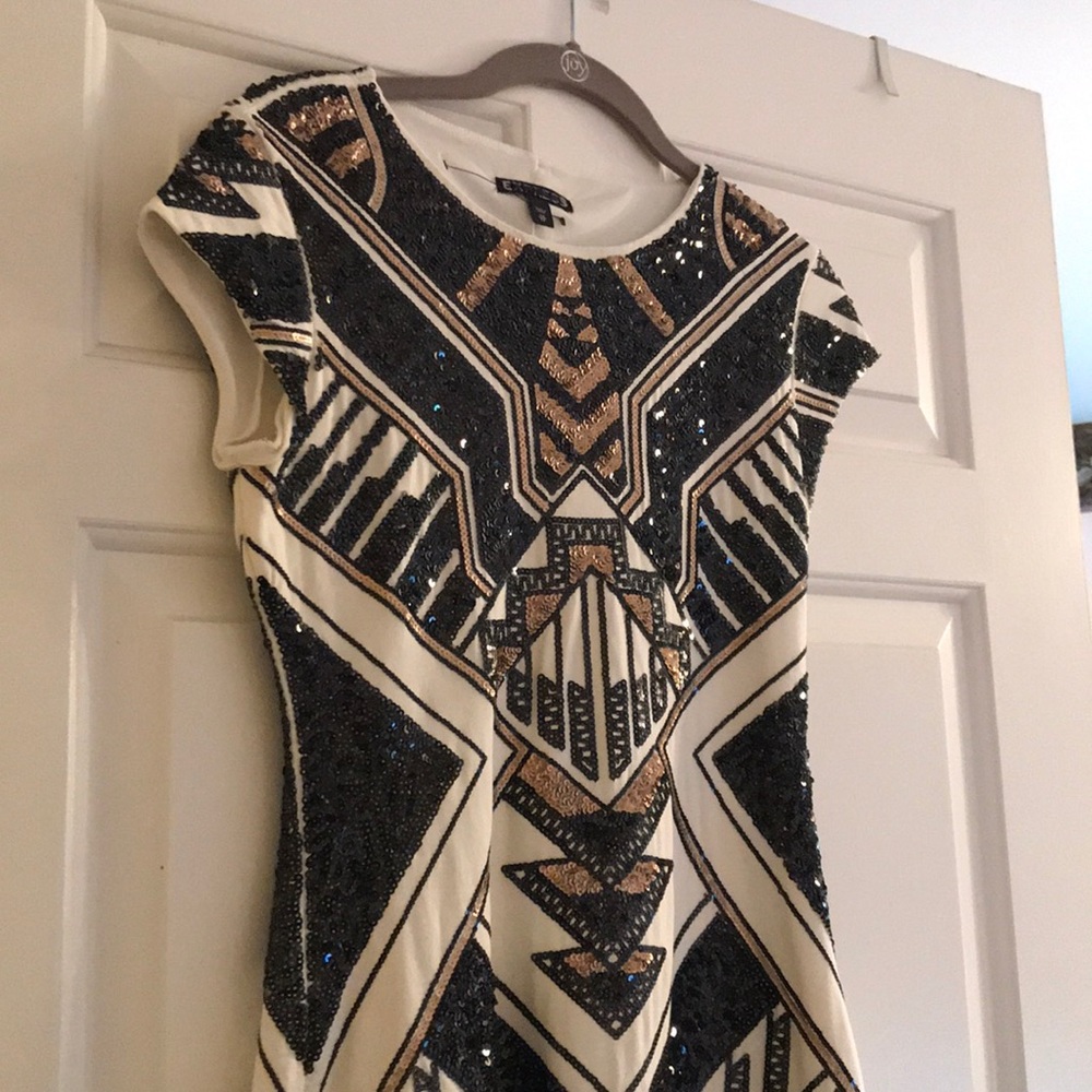 Sequin cap sleeve express dress